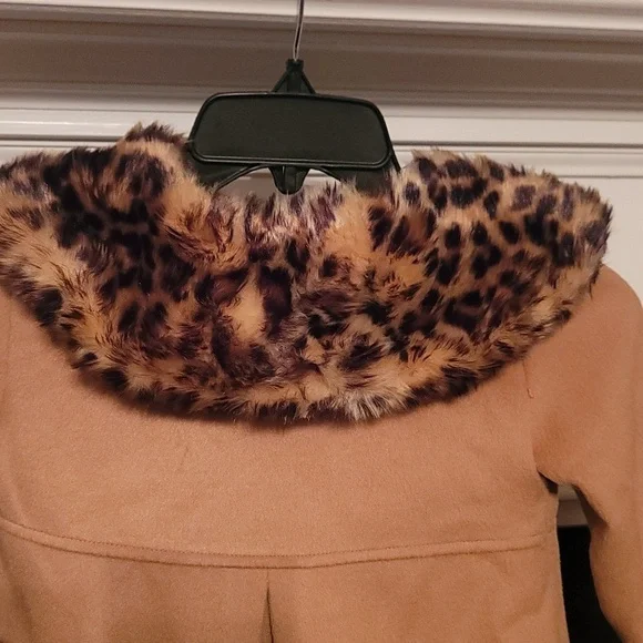 Girls Tan Coat with Faux Fur Size 4